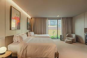 Wake BioHotel