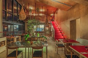 Wake BioHotel