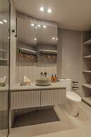 Wake BioHotel