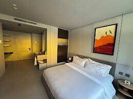 Wake BioHotel