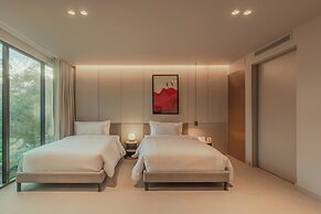 Wake BioHotel