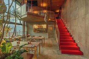 Wake BioHotel