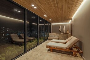 Wake BioHotel