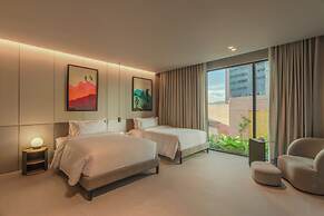 Wake BioHotel