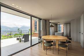 Wake BioHotel