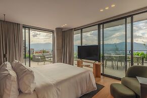 Wake BioHotel