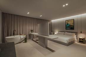 Wake BioHotel