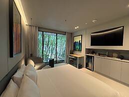 Wake BioHotel