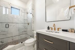 Amanti Lago by Luxury Mountain