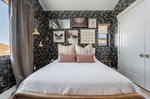 Amanti Lago by Luxury Mountain