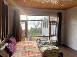 Room-sunset View Over Dal Lake 4
