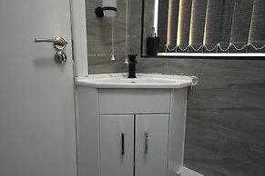 Telford Tranquility Apartment Flat 3 for 4 Guests