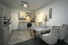 Telford Tranquility Apartment Flat 3 for 4 Guests