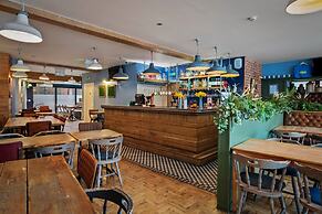 Billycan Penthouse - Tenby Town Centre