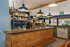 Billycan Penthouse - Tenby Town Centre