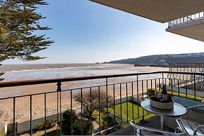 Beachside - Sea Views Village Centre Saundersfoot