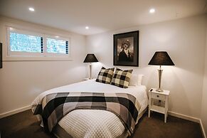 Nautilus - Sleeps 8 - Lake Views