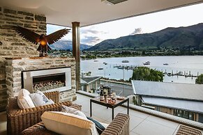 Nautilus - Sleeps 8 - Lake Views