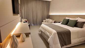 COLLEGARE HOTEL