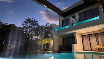 COLLEGARE HOTEL