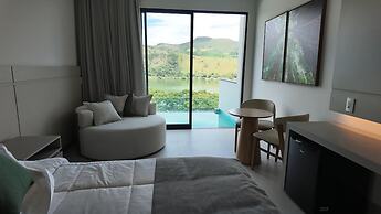 COLLEGARE HOTEL