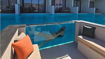 COLLEGARE HOTEL