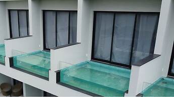 COLLEGARE HOTEL