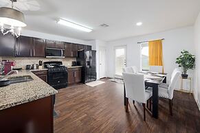 Hot Tub Foosball Fenced Yard Parking