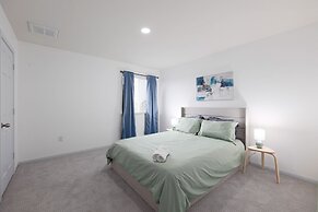 Hot Tub Foosball Fenced Yard Parking