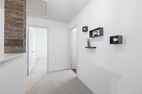 Hot Tub Foosball Fenced Yard Parking