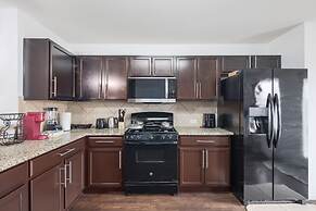 Hot Tub Foosball Fenced Yard Parking