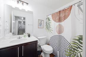 Hot Tub Foosball Fenced Yard Parking