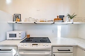 3BR Townhouse at Regal Palms: Pool & Disney Fun