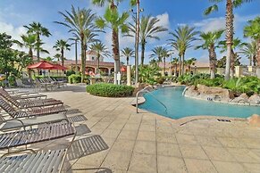 3BR Townhouse at Regal Palms: Pool & Disney Fun