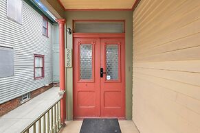 Spacious 3BR Detroit Apt Sleeps 7 + Wifi