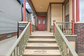 Spacious 3BR Detroit Apt Sleeps 7 + Wifi