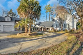 5 BR House Lake Retreat w/ Hot Tub, Sleeps 12