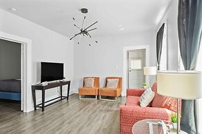 Downtown Detroit Gem 3 Bedrooms & Culture!