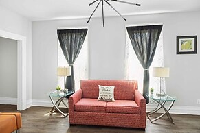 Downtown Detroit Gem 3 Bedrooms & Culture!