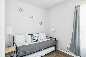 Downtown Detroit Gem 3 Bedrooms & Culture!