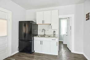 Downtown Detroit Gem 3 Bedrooms & Culture!