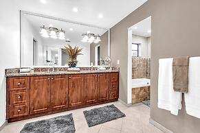 Family-friendly 5BR Home w/ Heated Pool & Parking