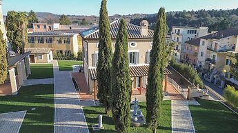 Corte Sospesa Guest House & Spa