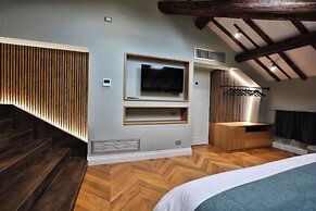 Corte Sospesa Guest House & Spa