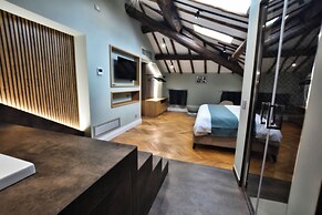Corte Sospesa Guest House & Spa