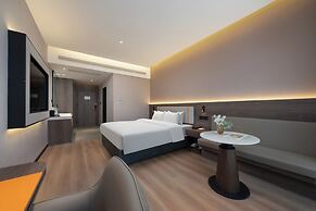 World Hotel  Jinan CBD MixC Branch