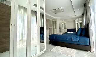Baan Jayden Duplex Seaview Villa