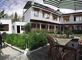 Zambala Inn