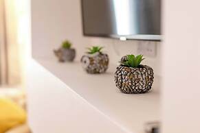 Hampton 3-bedroom Luxury Escape With Parking