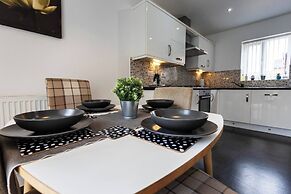 Hampton 3-bedroom Luxury Escape With Parking